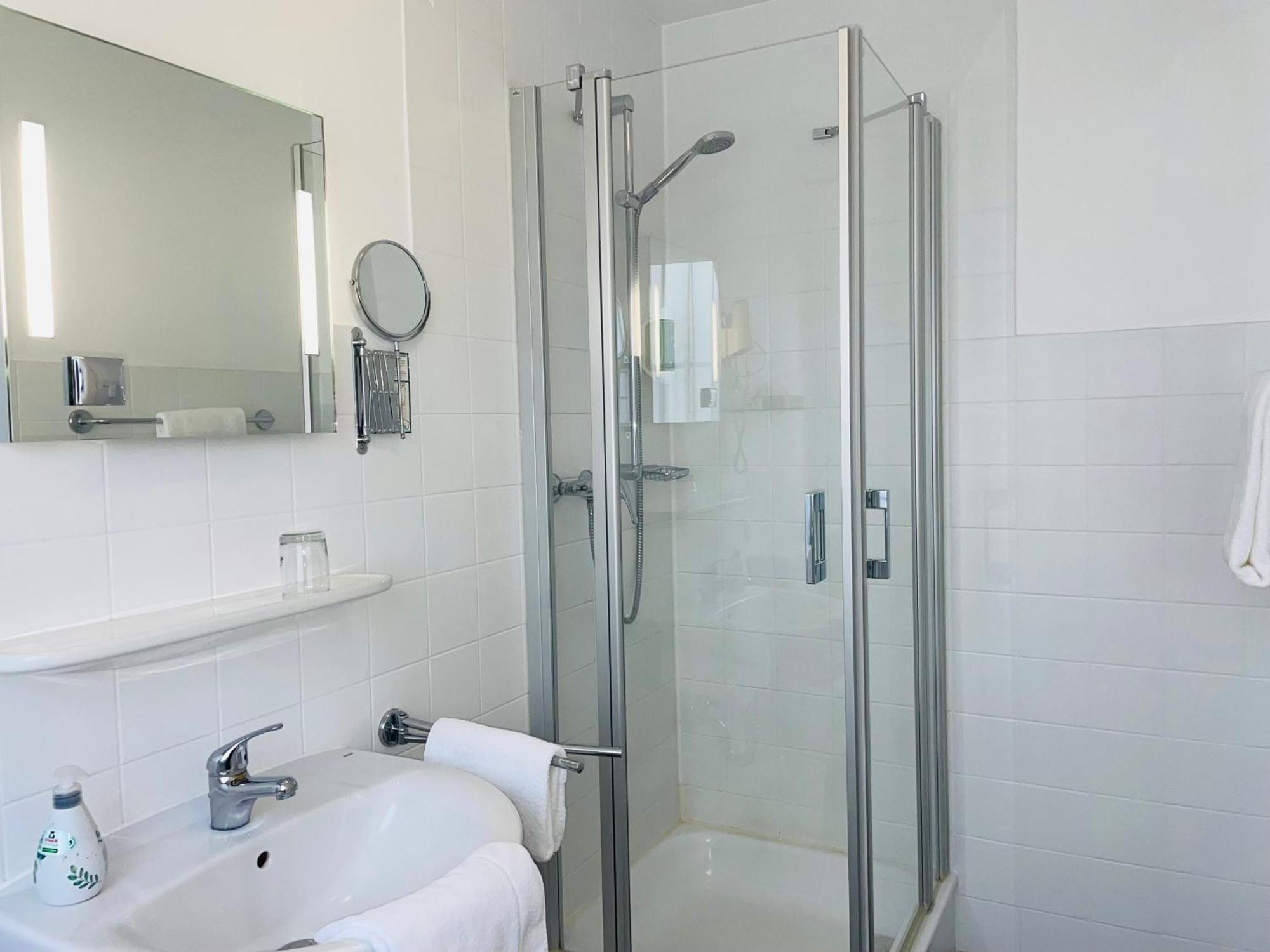 Hotel-Pension Hommen Koblenz  Bagian luar foto